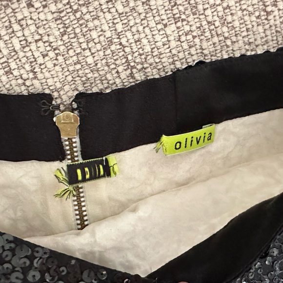 Alice + Olivia Black and White Sequin Pencil Skirt - Picture 2 of 4